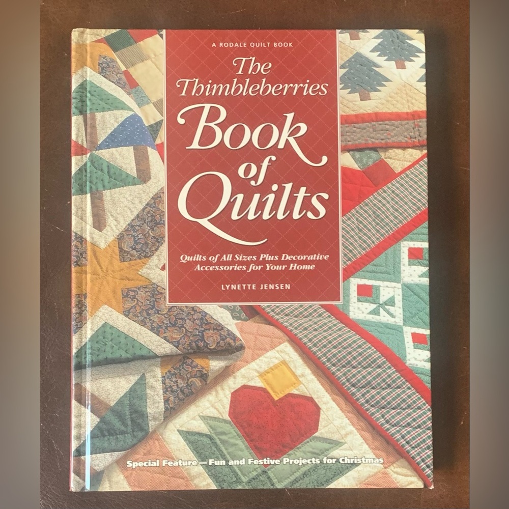 The Thimbleberries Book of Quilts by Lynette Jensen